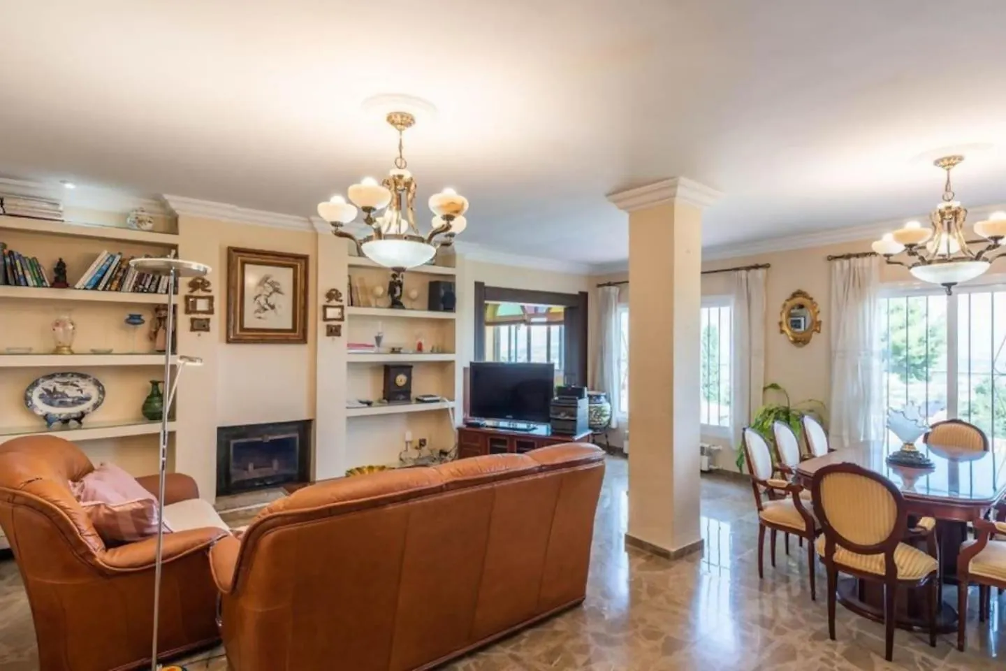 Villa Peralta, Heated And Private Pool ,Near Beach And Golf ! Alhaurín de la Torre Espanha