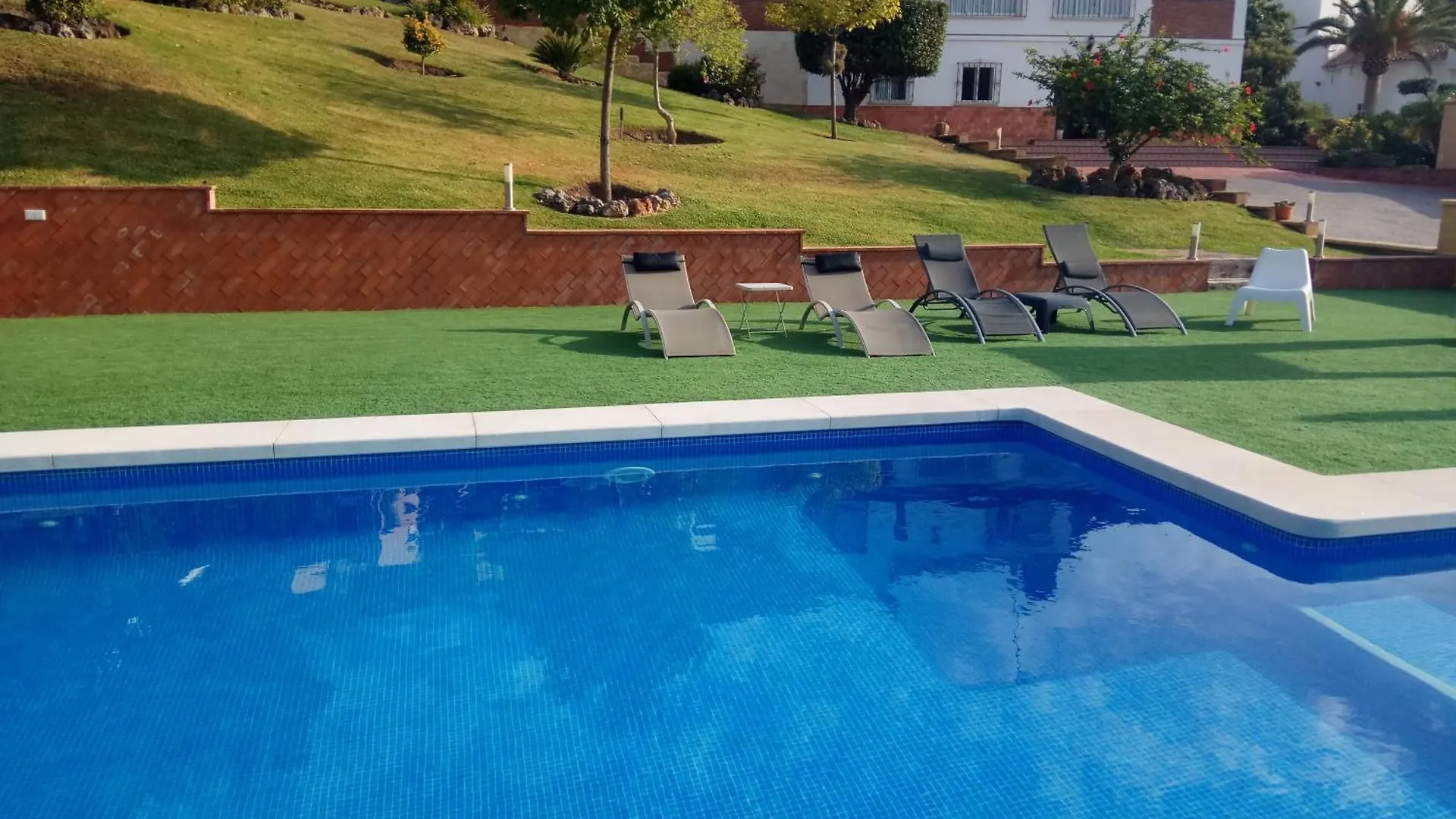 Villa Peralta, Heated And Private Pool ,Near Beach And Golf ! Alhaurín de la Torre Espanha